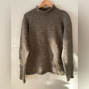 Armani Collezioni 45% wool 25% alpaca 30% acrylic crow neck sweater size L